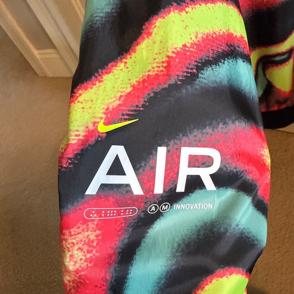 NIKE kids rain/wind jacket - Picture 3 of 4